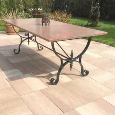 16.-Massiver-Terrassentisch-verzinkt-u.-pulverbeschichtet