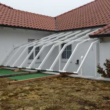 01.-Aa-Terrassenüberdachung-Quadratrohr-für-Glaseindeckung-u.-Solarmodule